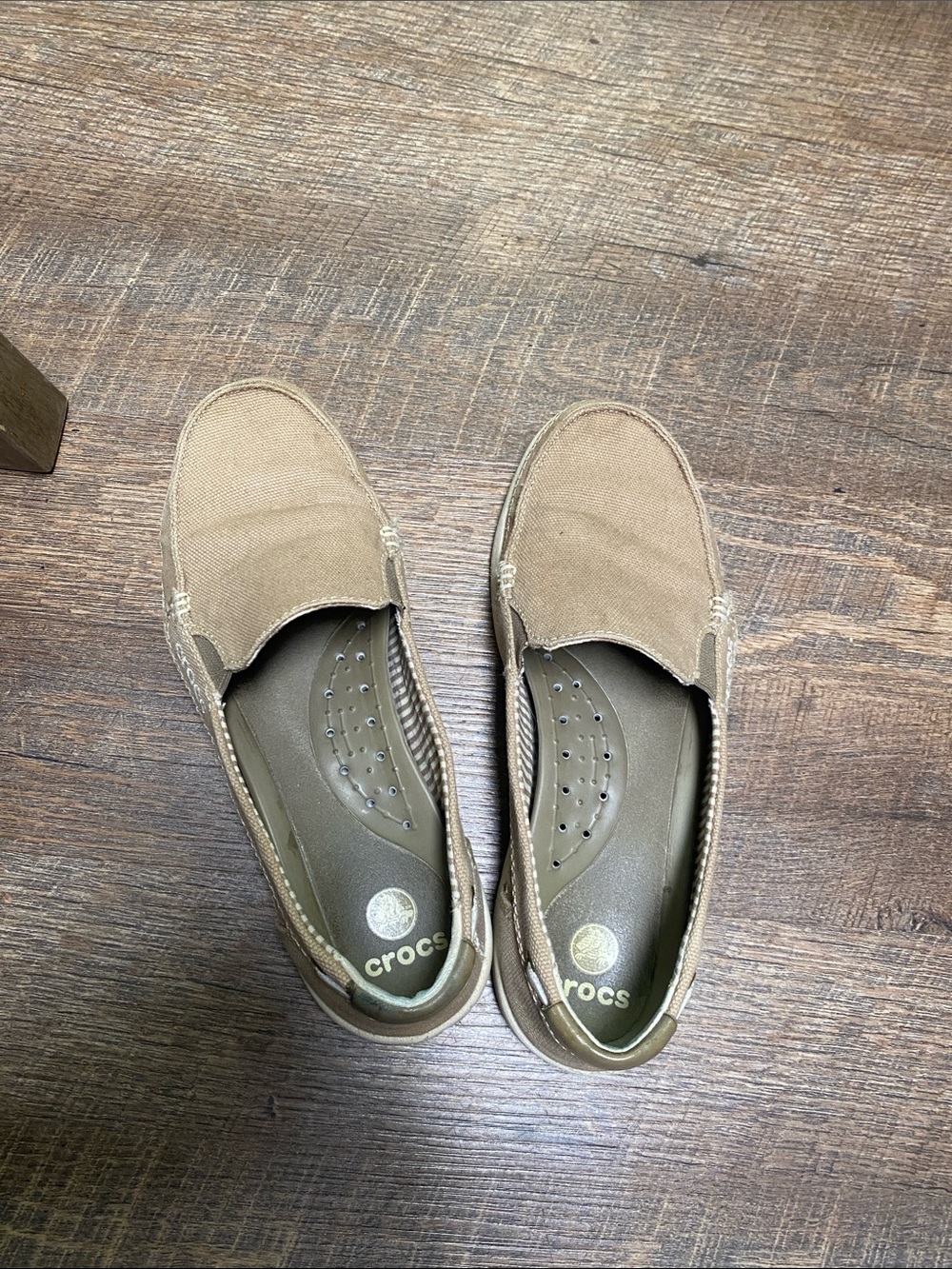 CROCS womens loafers